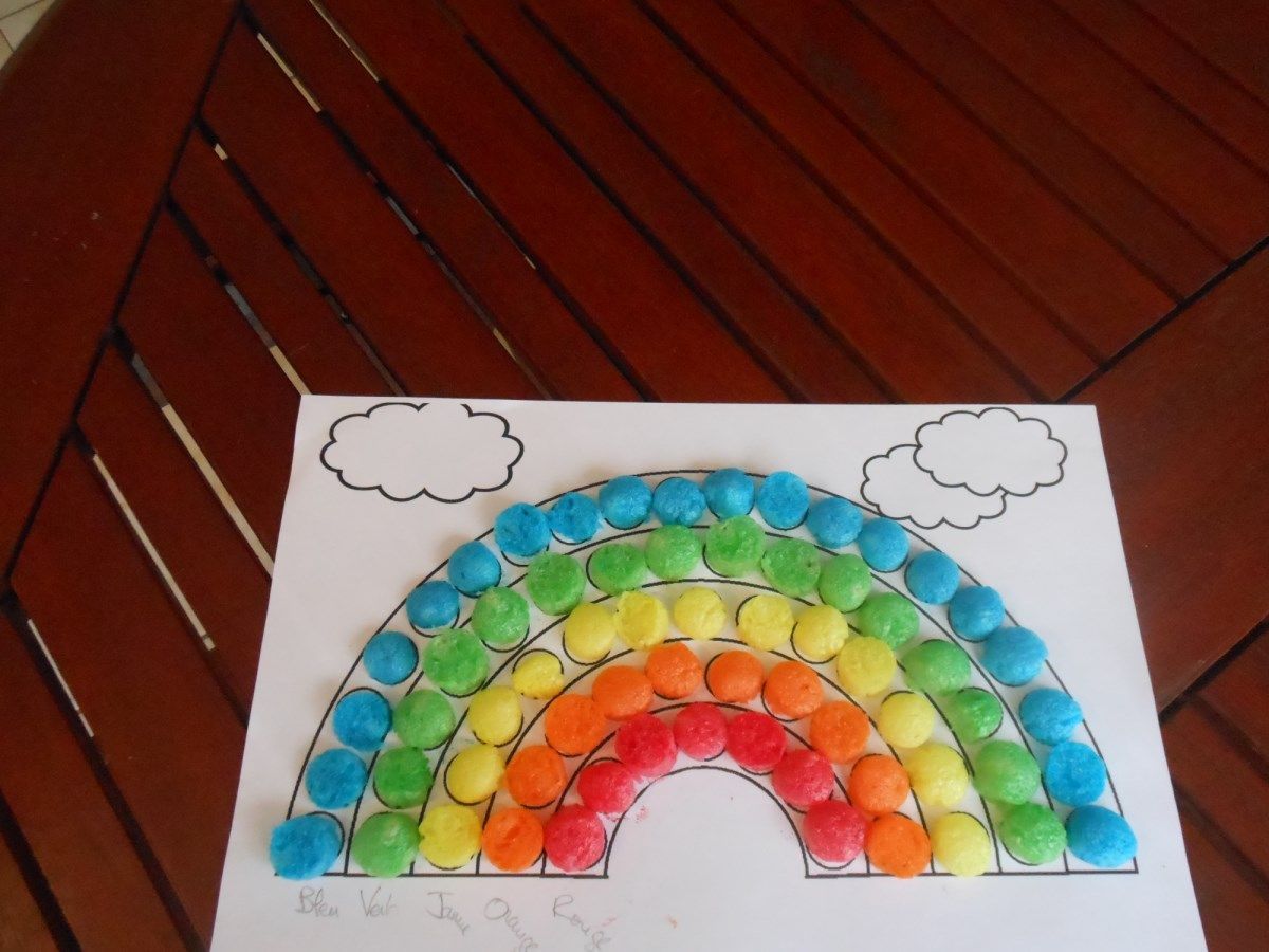 Activité Manuelle Arc En Ciel Maternelle activite avec playmais